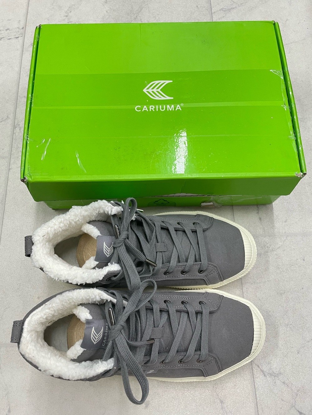 (CA-15) Cariuma OCA High Therma Suede Boot